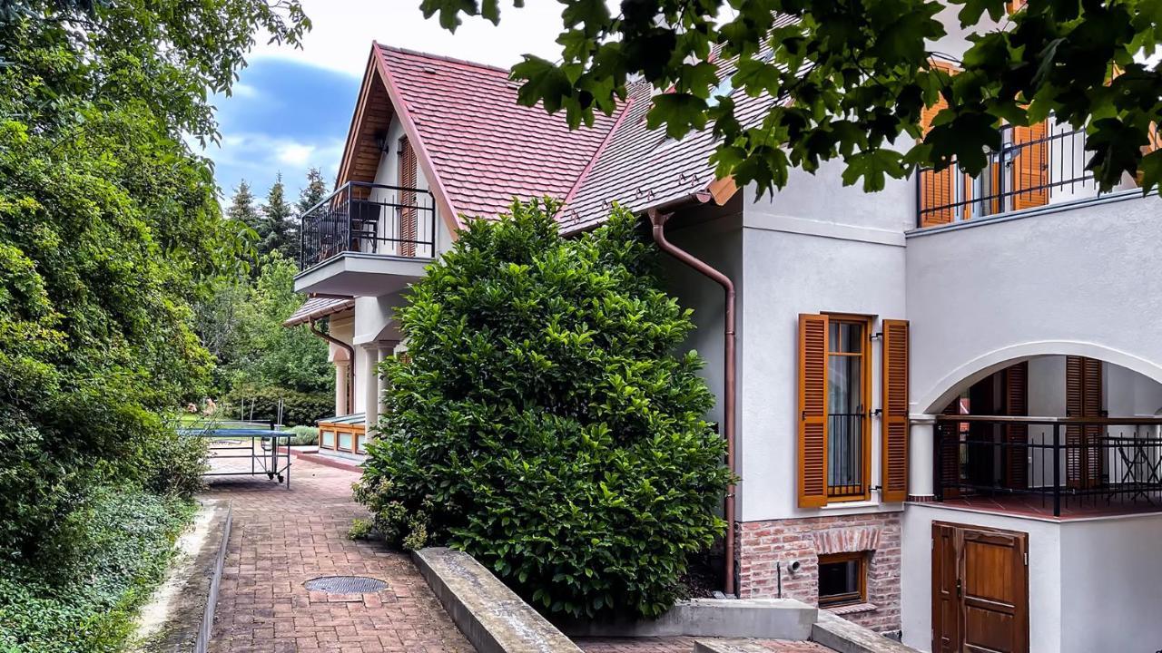 Ozkut Apartmanhaz Olmod 外观 照片